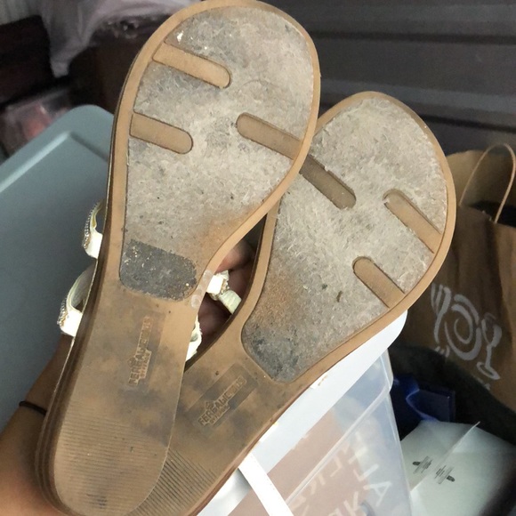 Fergalicious by Fergie Silver Sandals AS IS - Picture 3 of 3